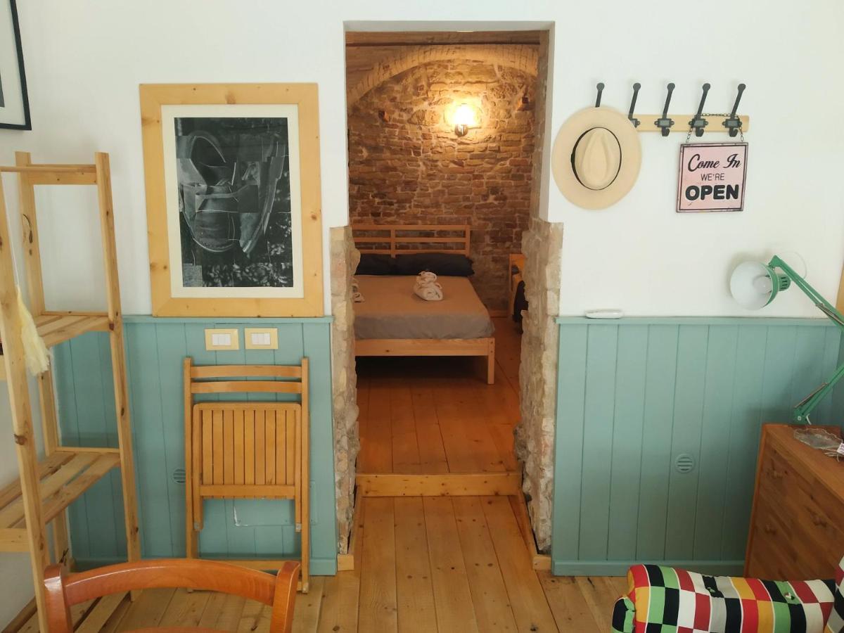 Bed and Breakfast La Finestra Sul Cortile Atri Zewnętrze zdjęcie