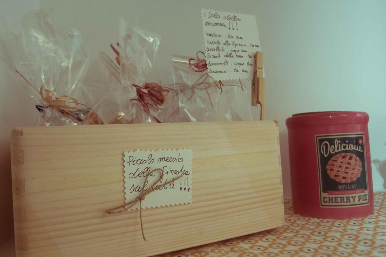 Bed and Breakfast La Finestra Sul Cortile Atri Zewnętrze zdjęcie